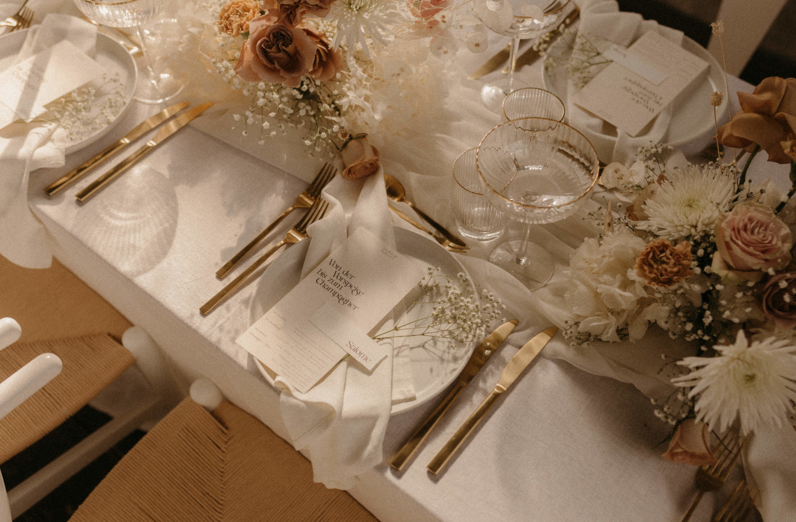 3.Table Setting - Salome Scharf-26